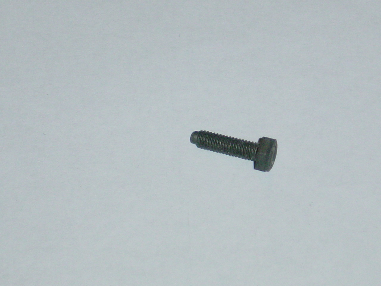Adjusting screw