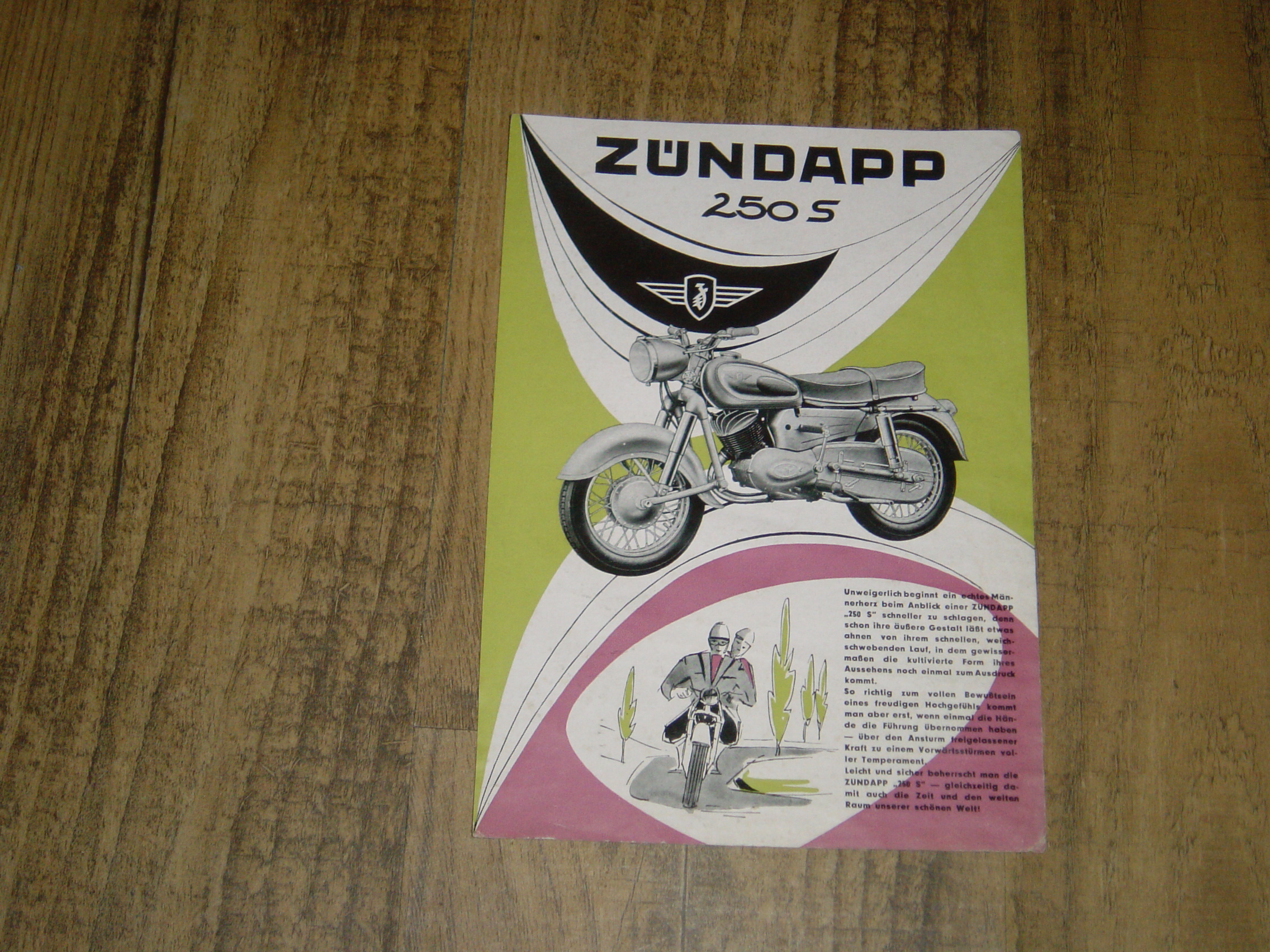 Promotional brochure D -  250 S