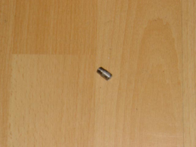 Shaft-headed screw (Used)