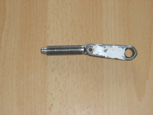 Clamping screw white (Used)