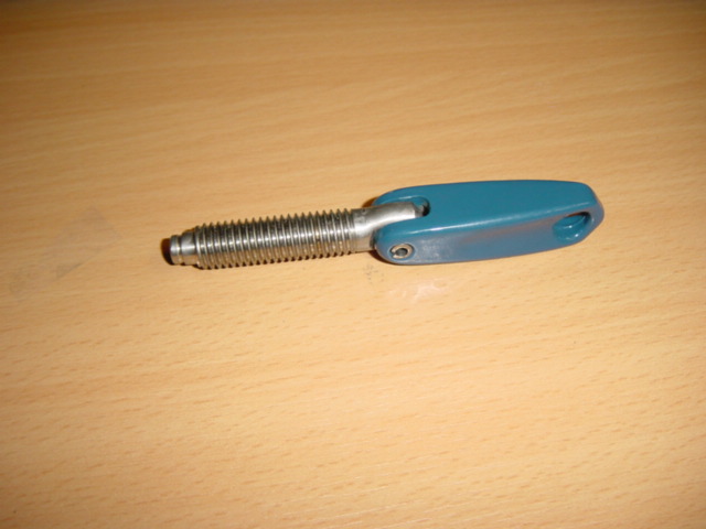 Clamping screw bleu 62
