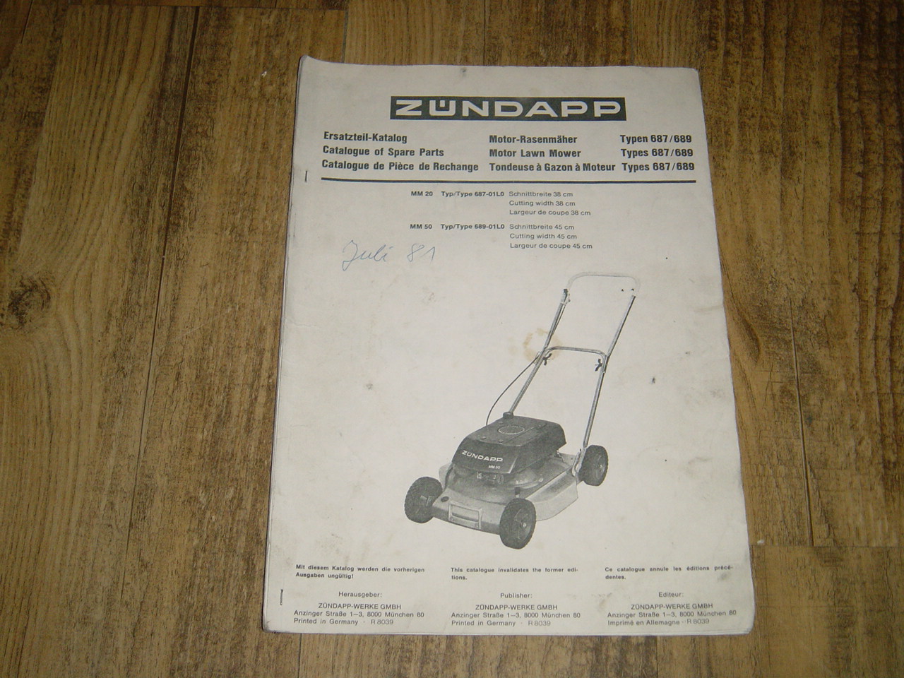 Parts Catalog 687/689 Motor lawn mower 1980-01