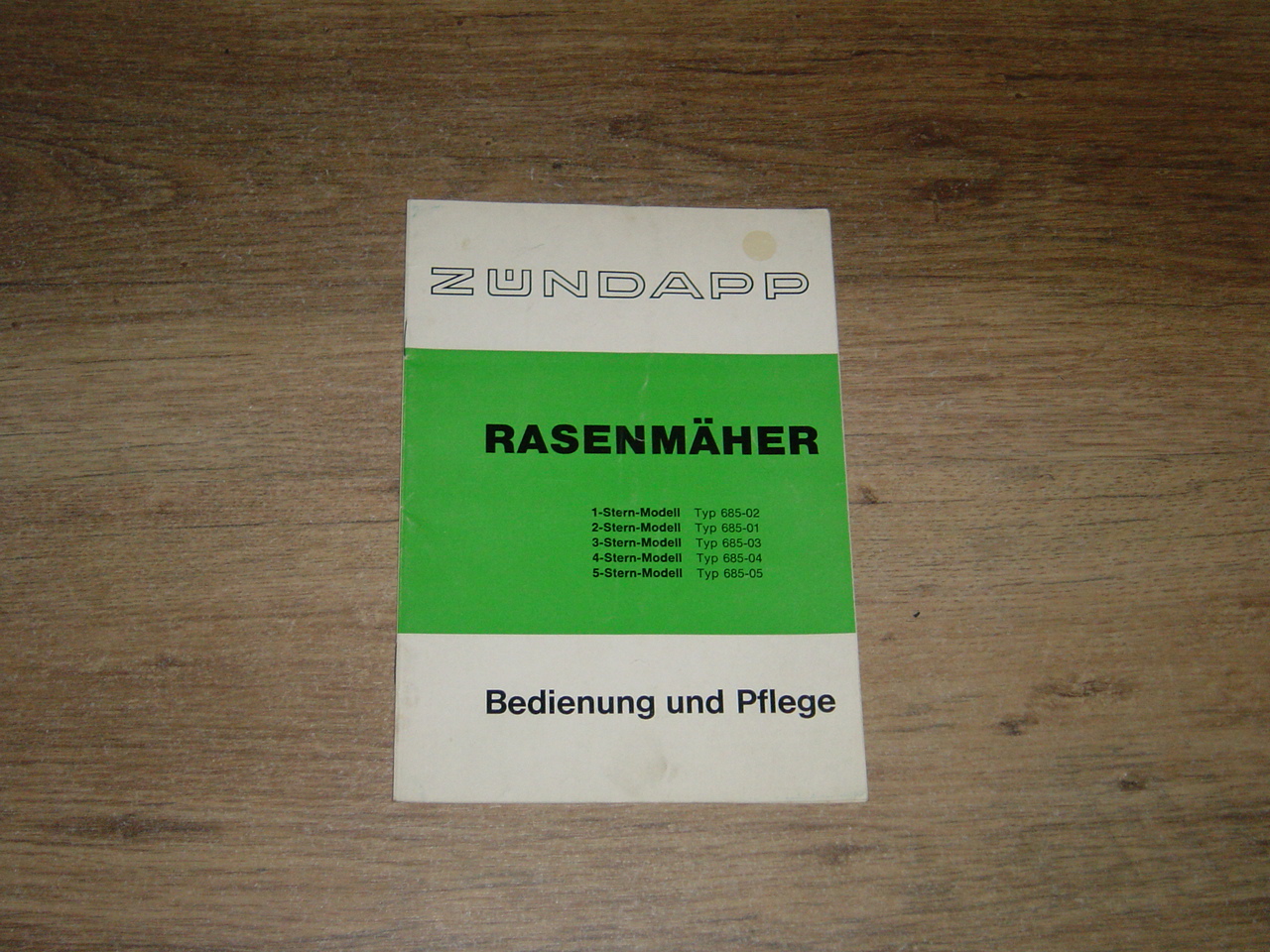 User manual D -Rasenmaher Typen 685