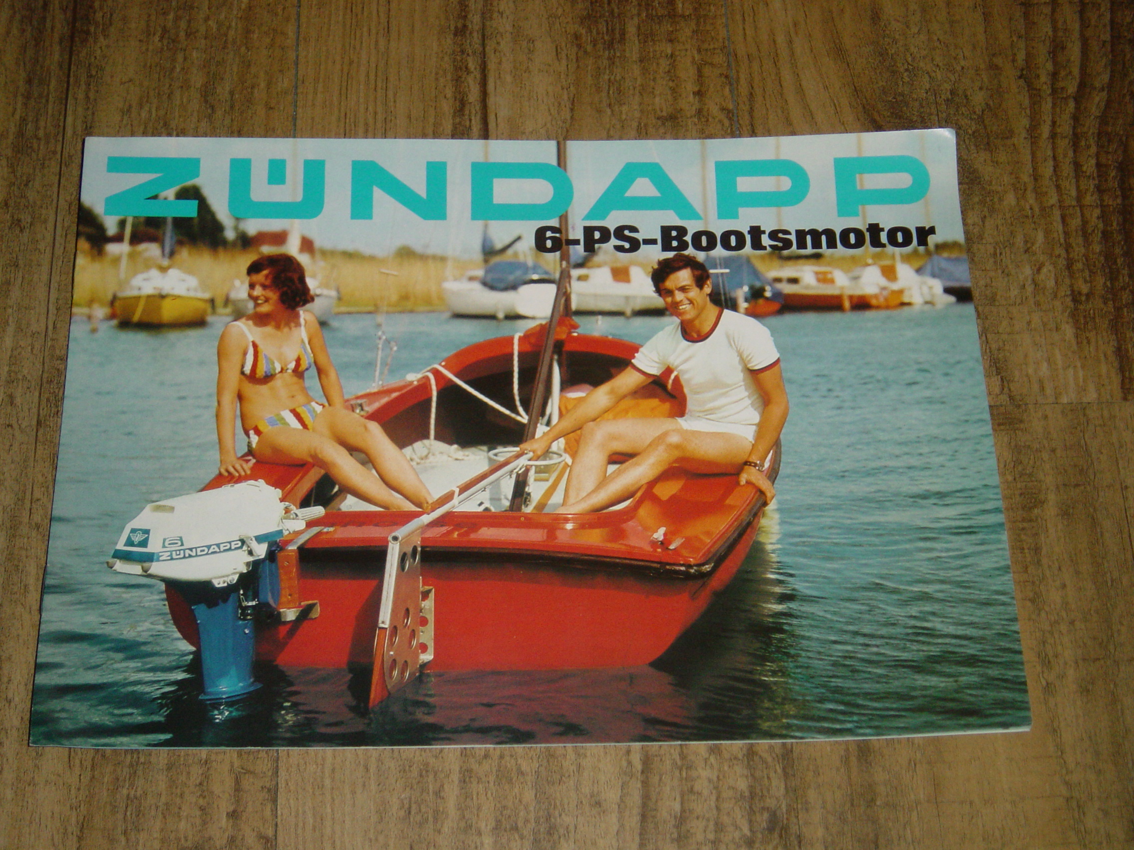 Promotional brochure D - Outboard motor model 304 6-PS