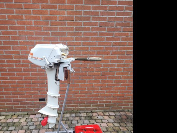 Buitenboordmotor 6Pk langstaart wit