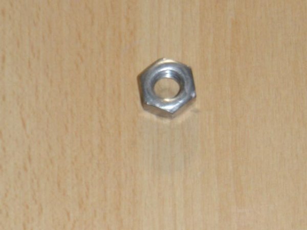 Zeskantmoer M10 (Gebruikt)