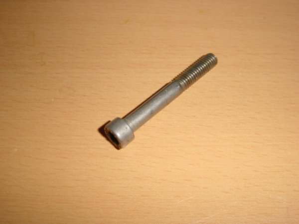 Imbusschroef 6x45mm (Gebruikt)